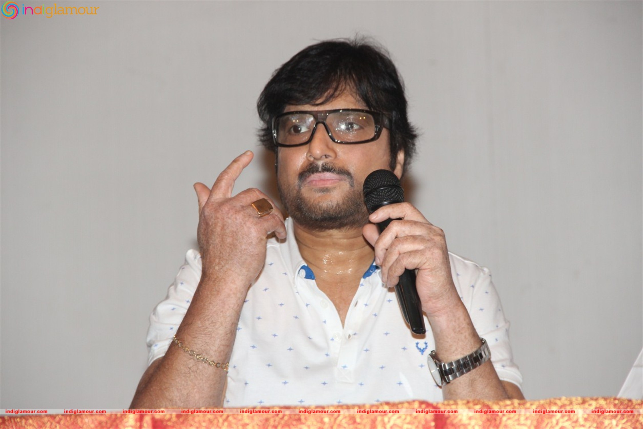 Karthik Actor hd photo