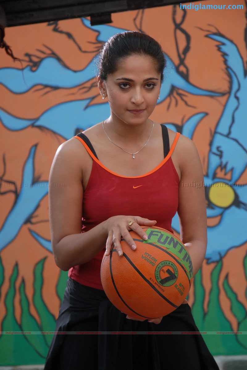 Anushka Actress hd photo