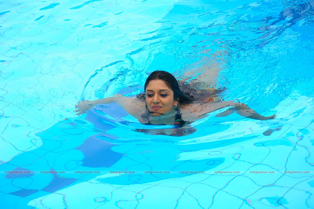 Vimala Raman Actress hd photo