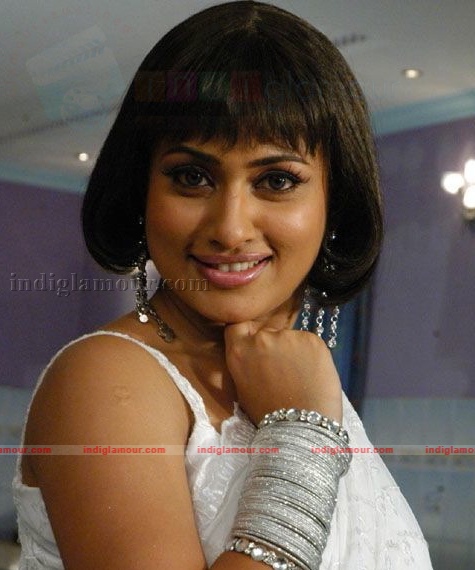 Malavika Actress hd photo