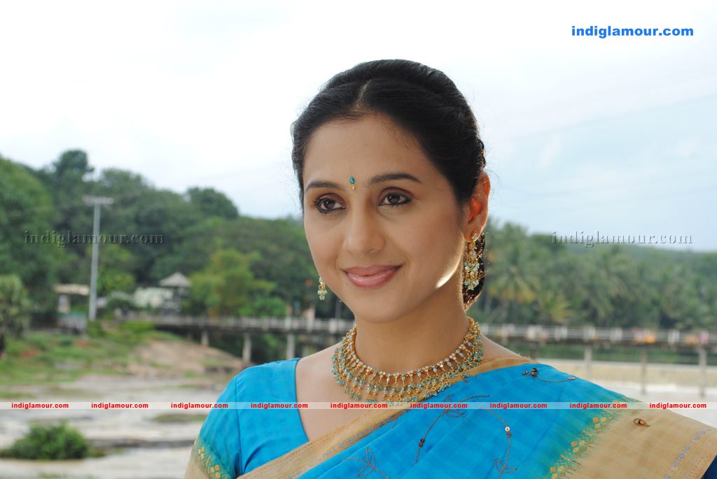 Devayani Actress hd photo