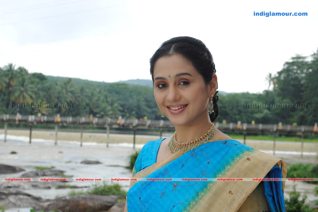 Devayani Actress hd photo