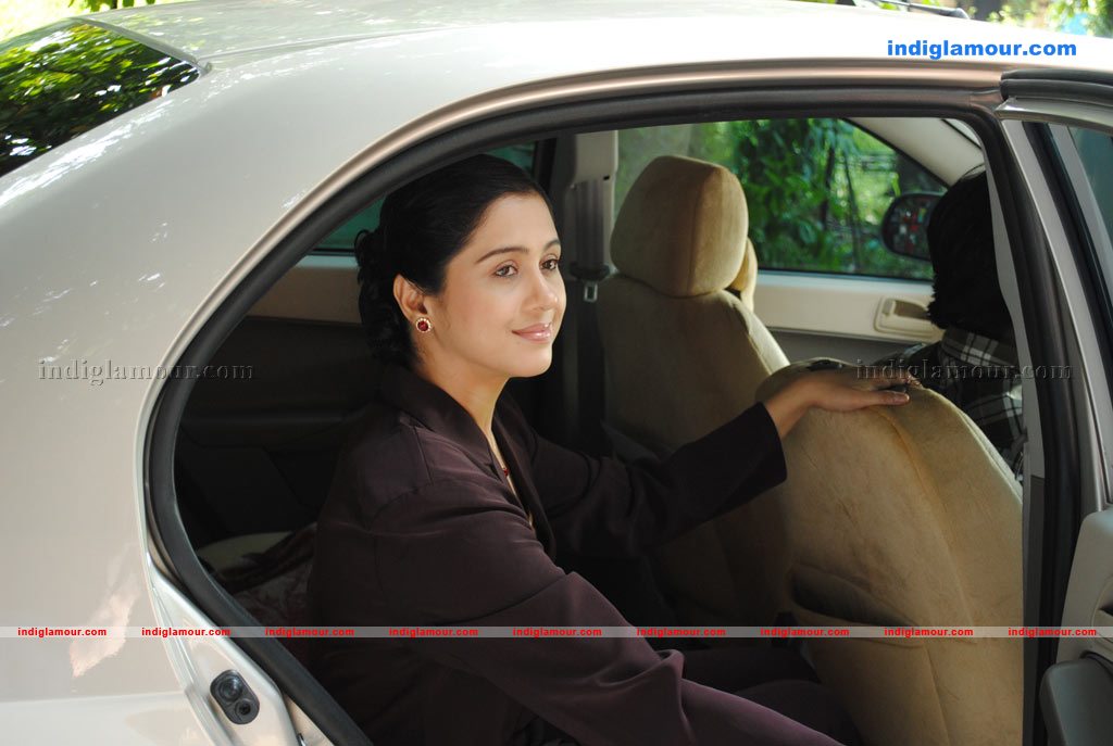 Devayani Actress hd photo