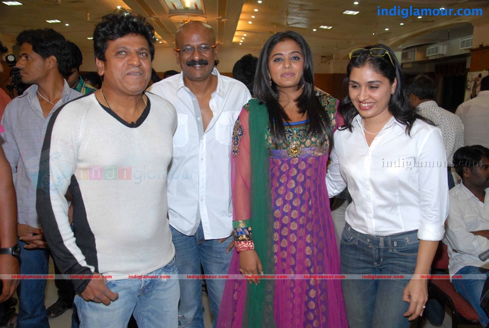 Priyamani Actress hd photo