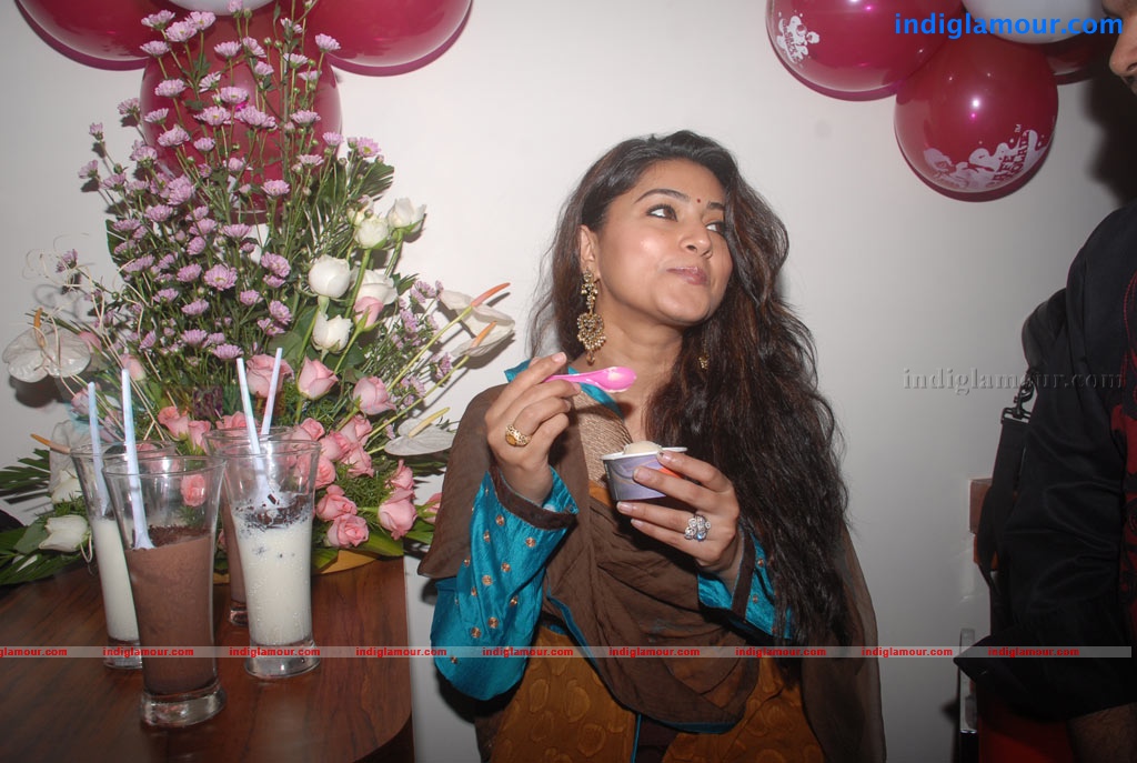 Sneha Actress hd photo