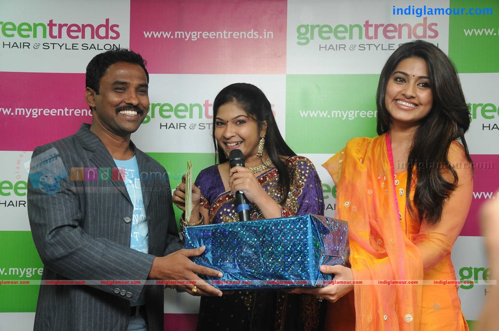 Sneha Actress hd photo