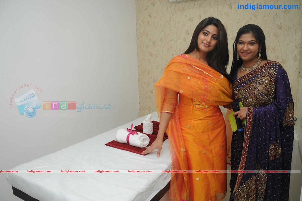 Sneha Actress hd photo