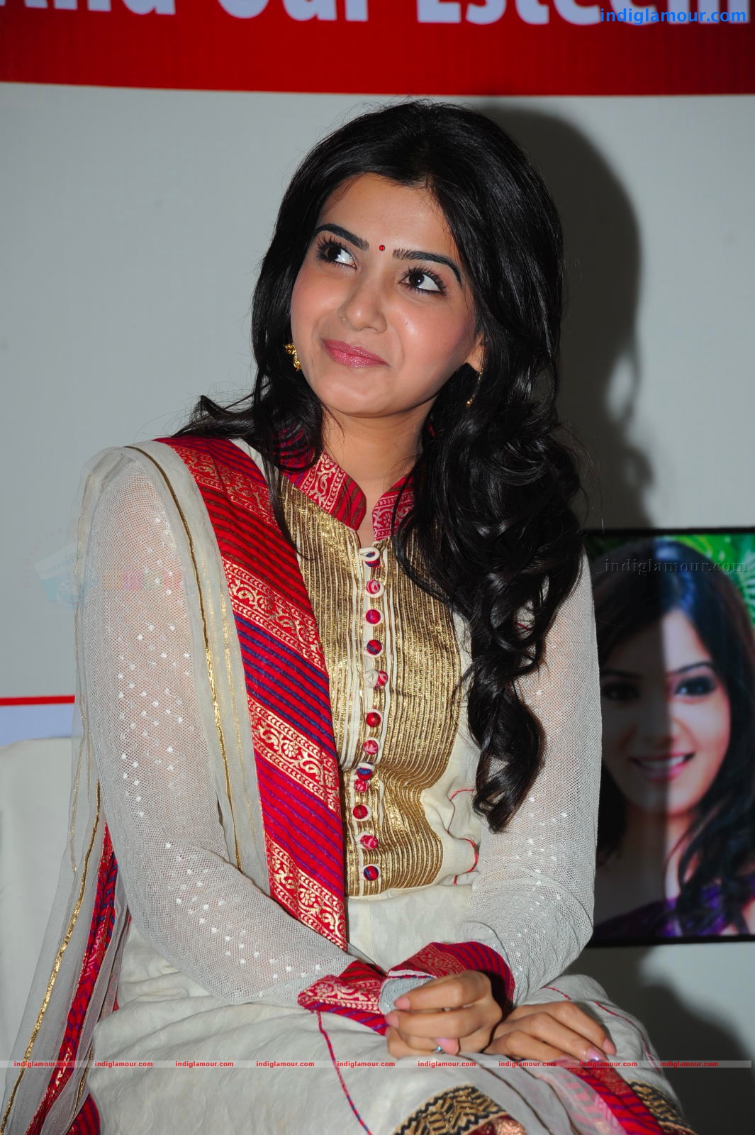 Samantha Actress hd photo