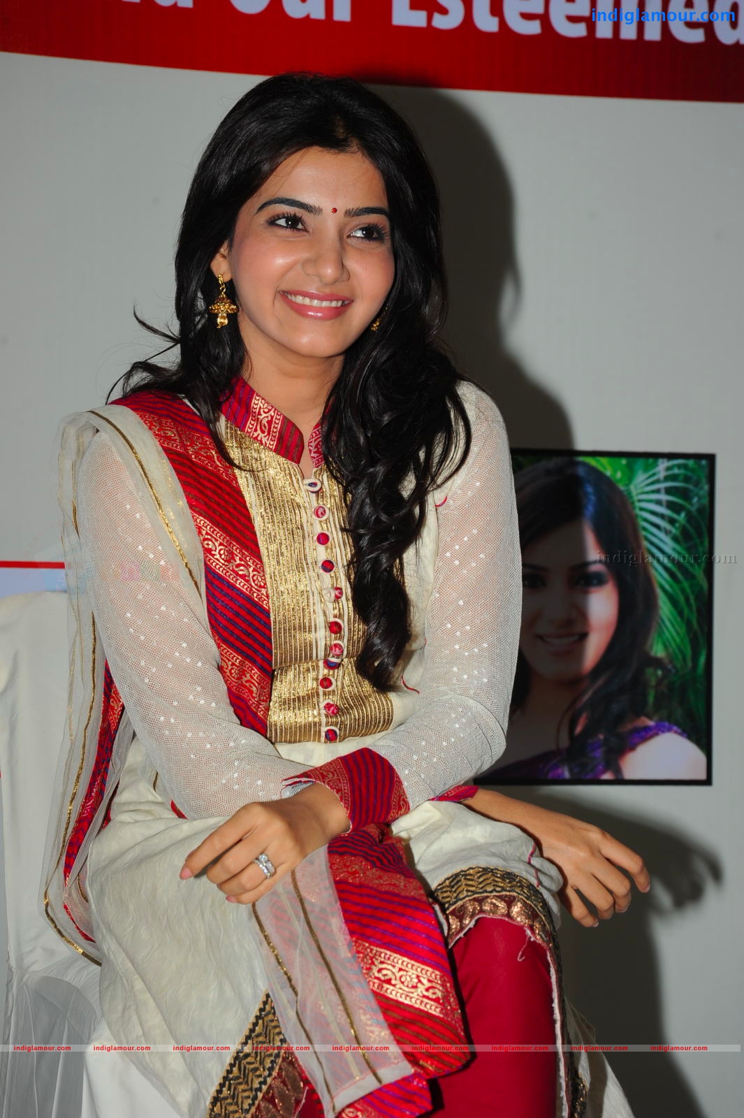 Samantha Actress hd photo
