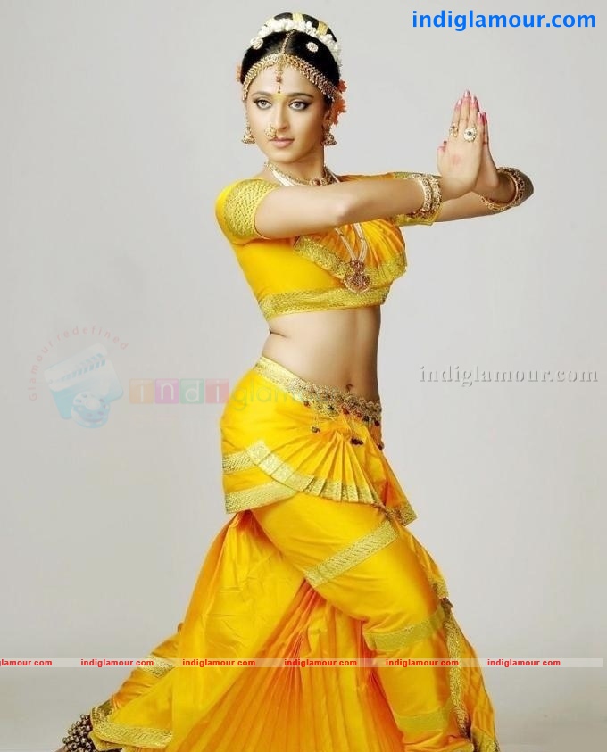 Anushka Actress hd photo