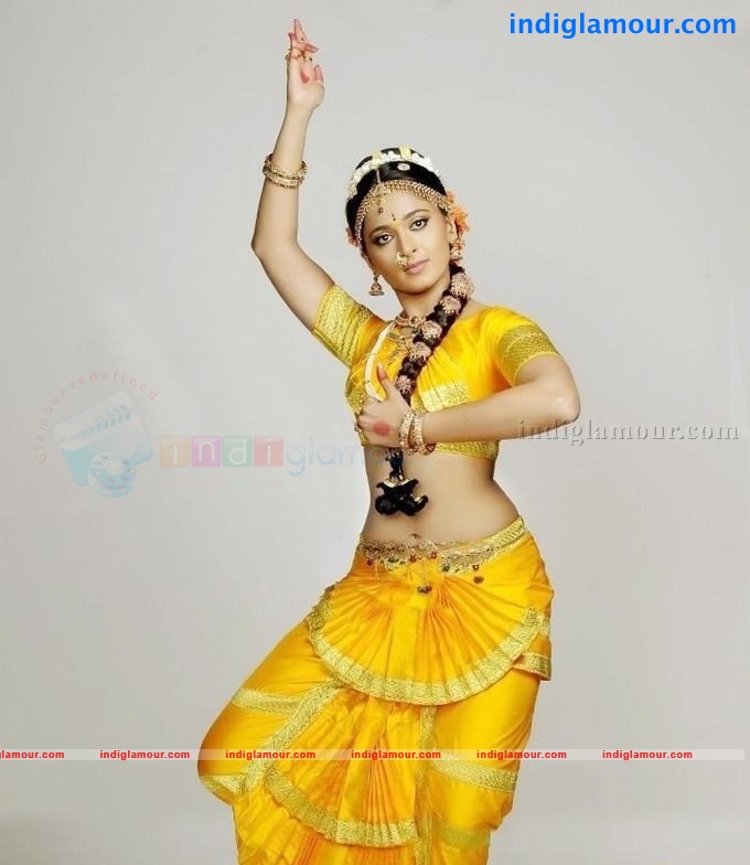 Anushka Actress hd photo