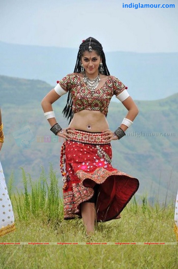 Tapsee Actress hd photo