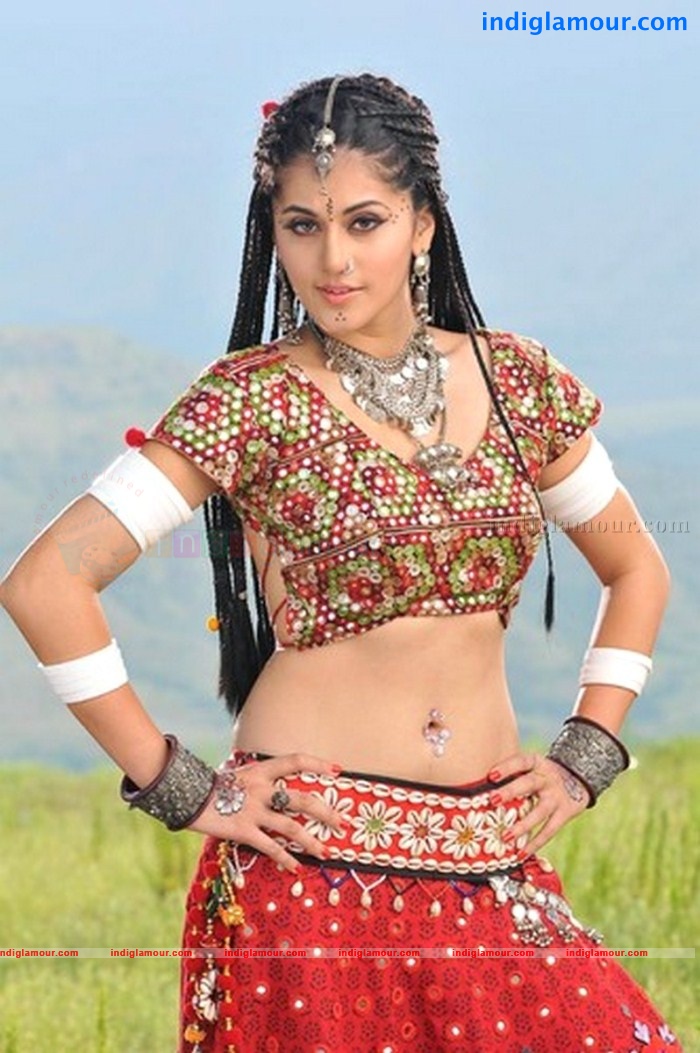 Tapsee Actress hd photo