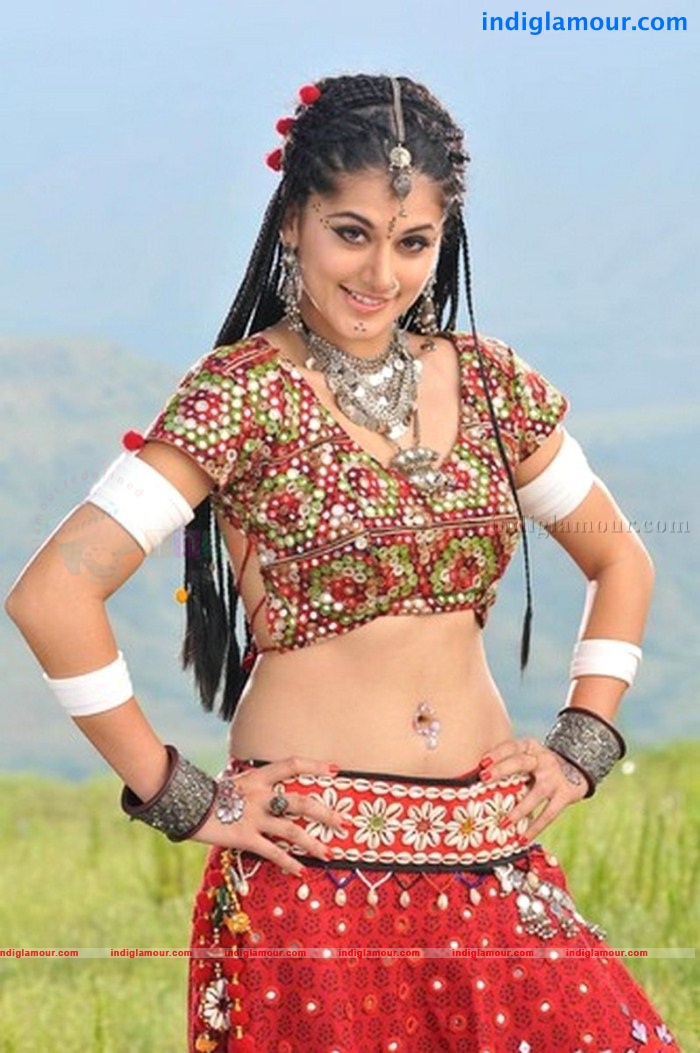 Tapsee Actress hd photo