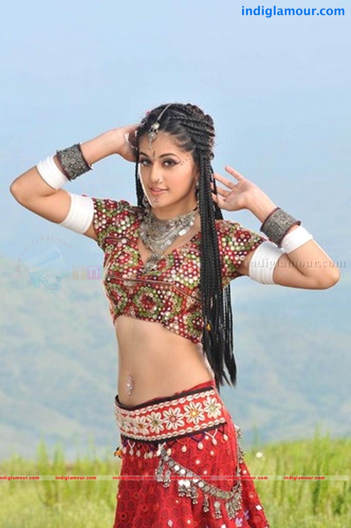 Tapsee Actress hd photo