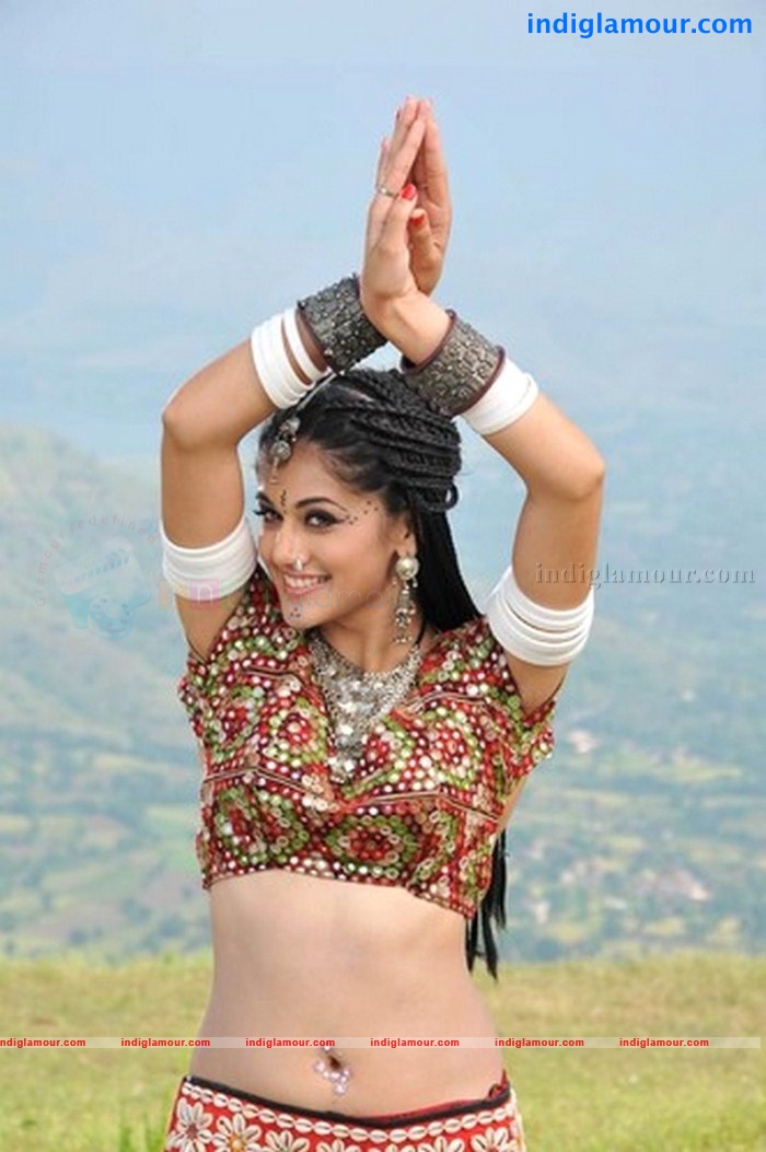 Tapsee Actress hd photo