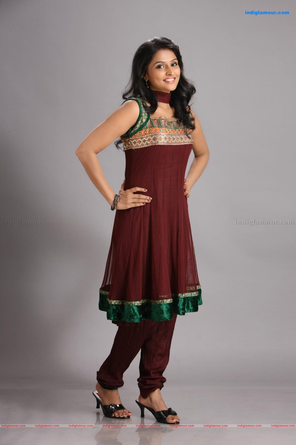 Remya Nambeesan Actress hd photo