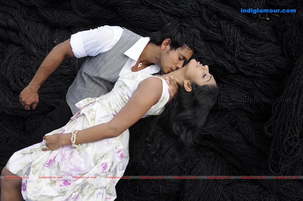 Reema Kallingal Actress hd photo