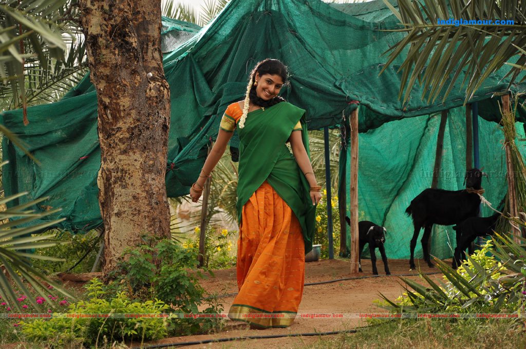 Monica Actress hd photo