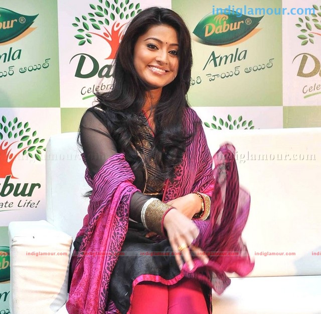 Sneha Actress hd photo