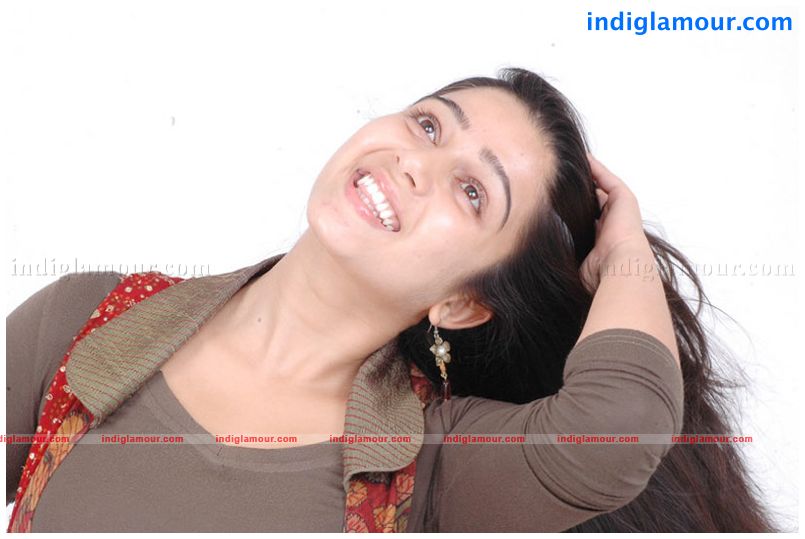 Charmi Actress hd photo