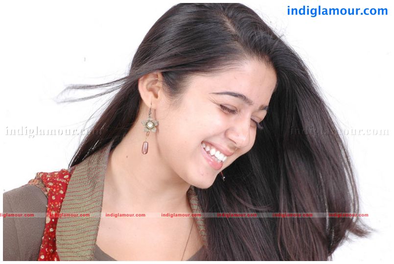 Charmi Actress hd photo