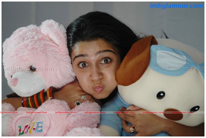 Charmi Actress hd photo