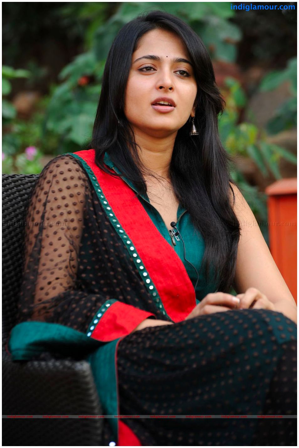 Anushka Actress hd photo