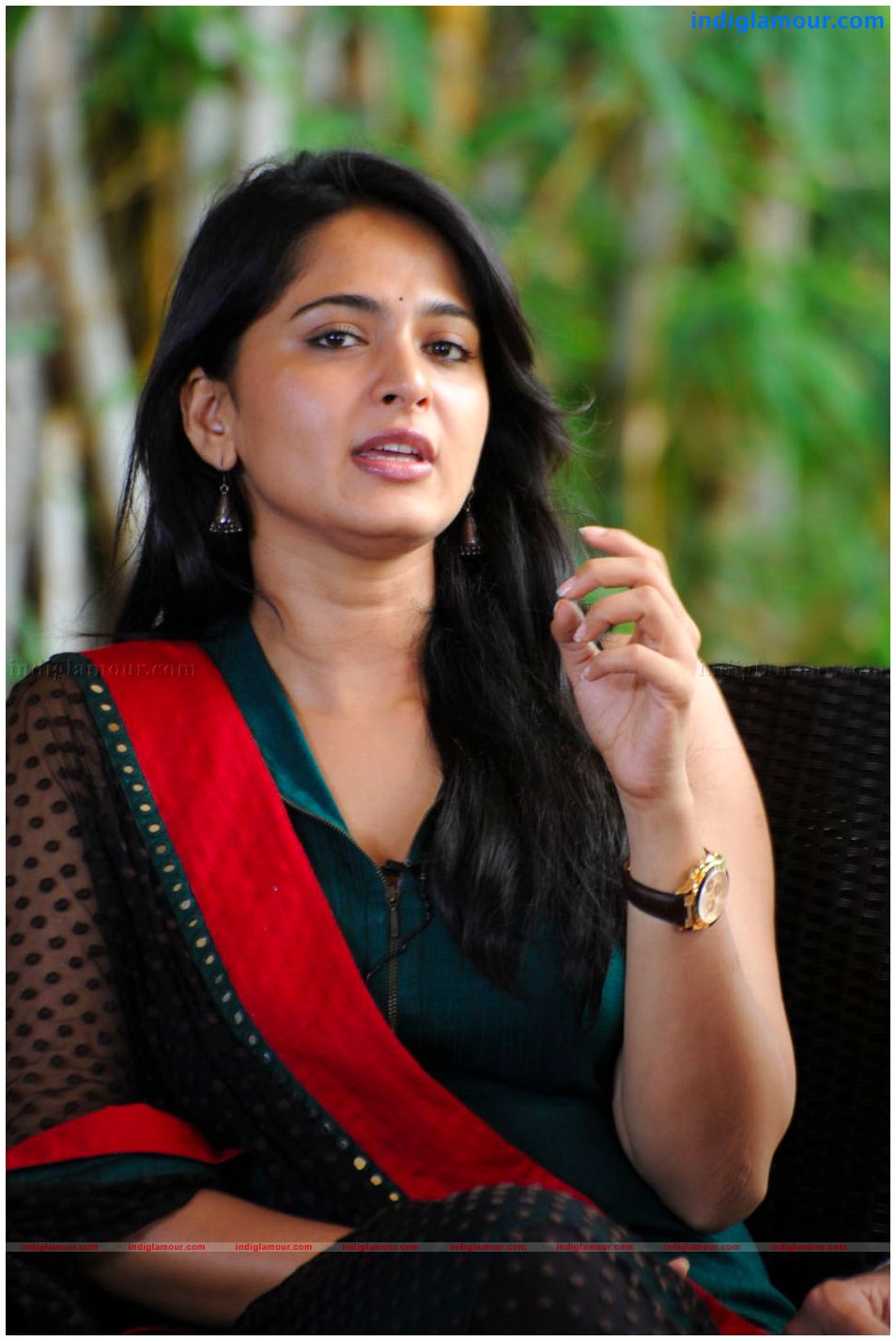Anushka Actress hd photo
