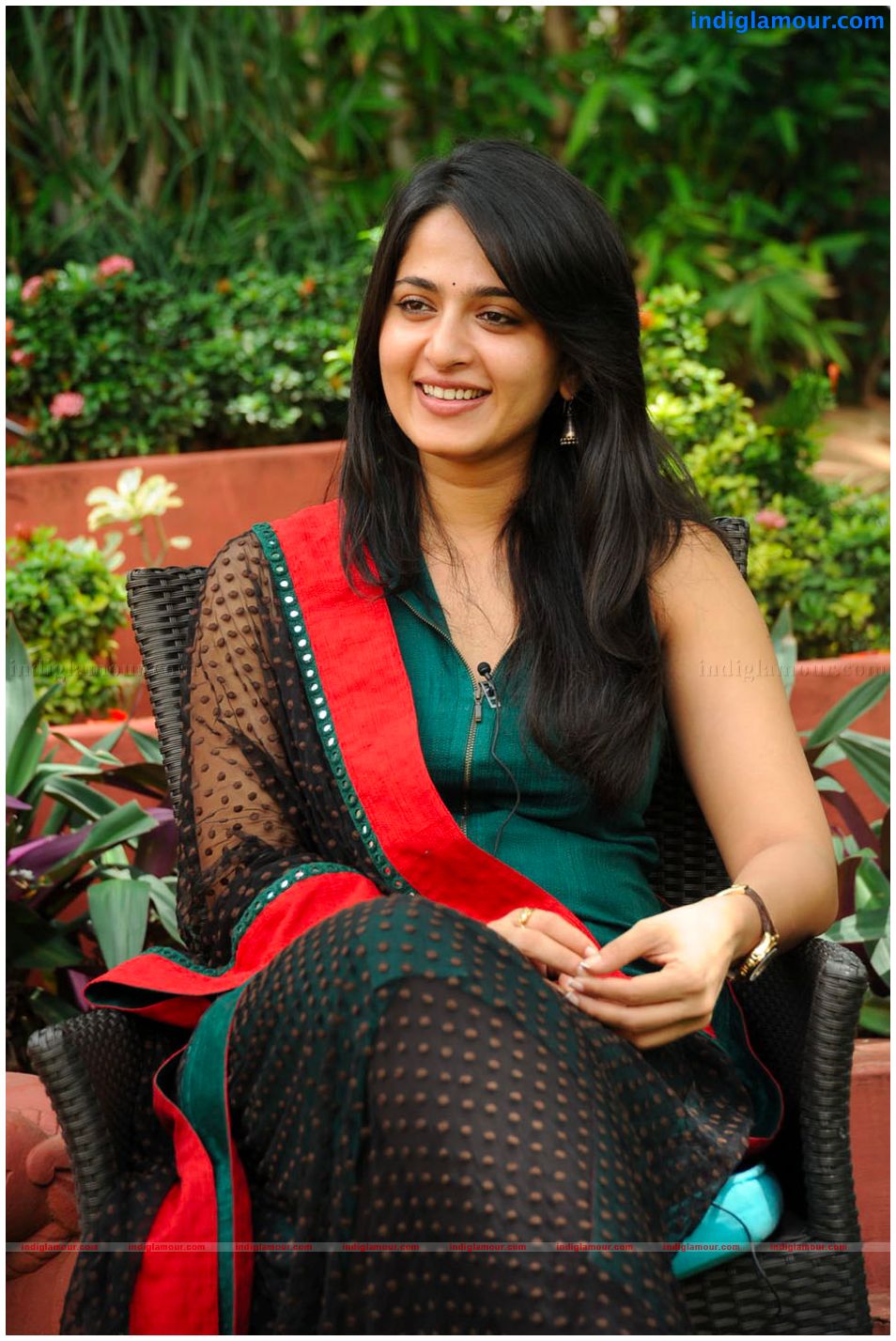 Anushka Actress hd photo