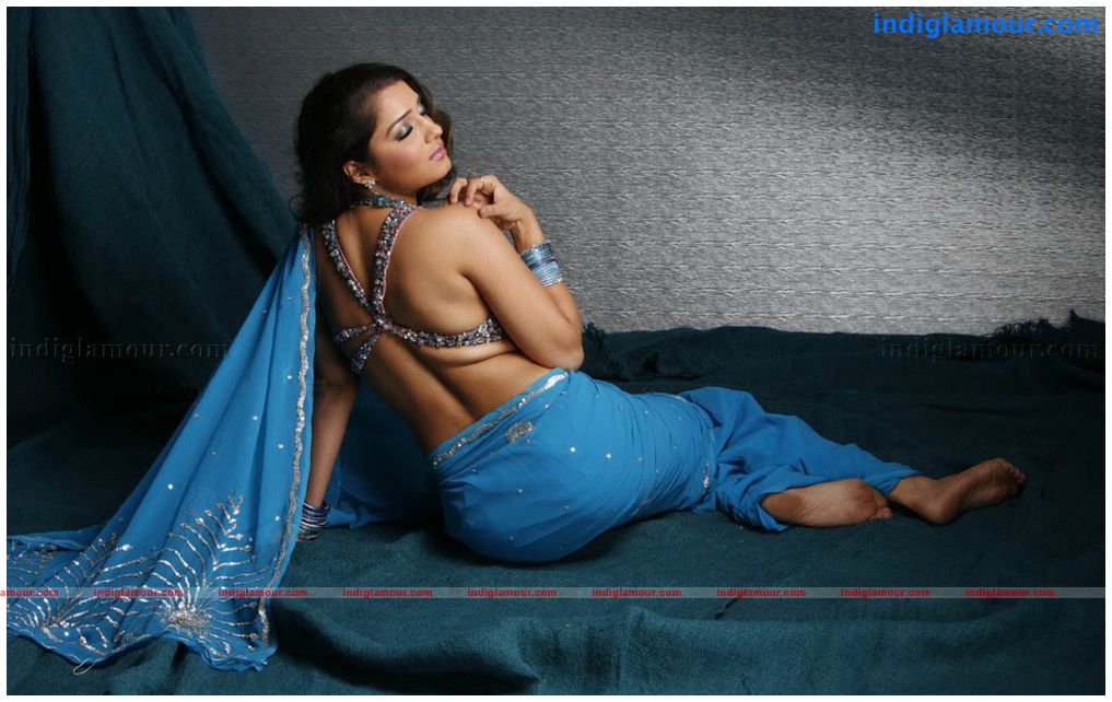 Nikitha Actress hd photo
