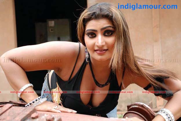 Babilona Actress hd photo