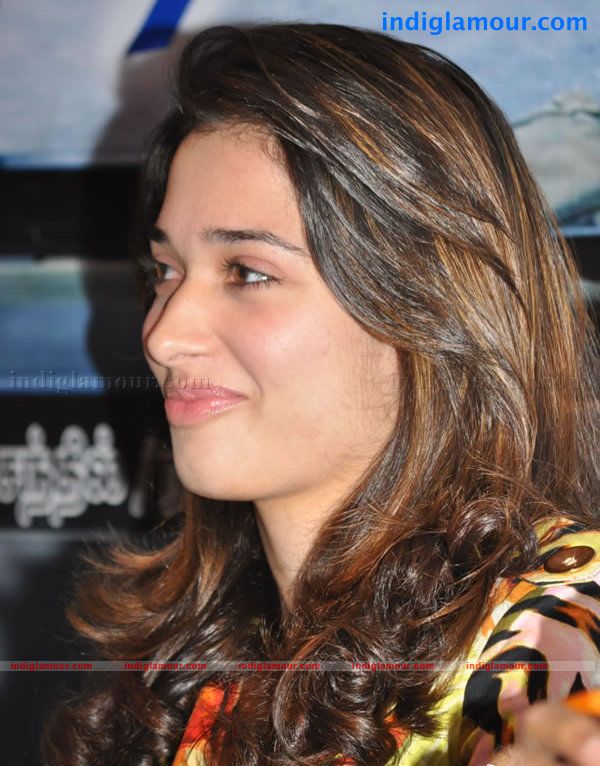 Tamanna Actress hd photo