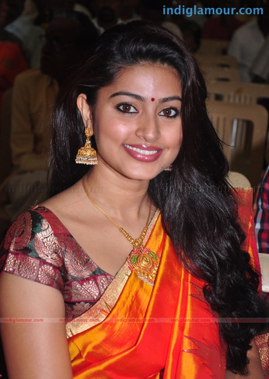 Sneha Actress hd photo
