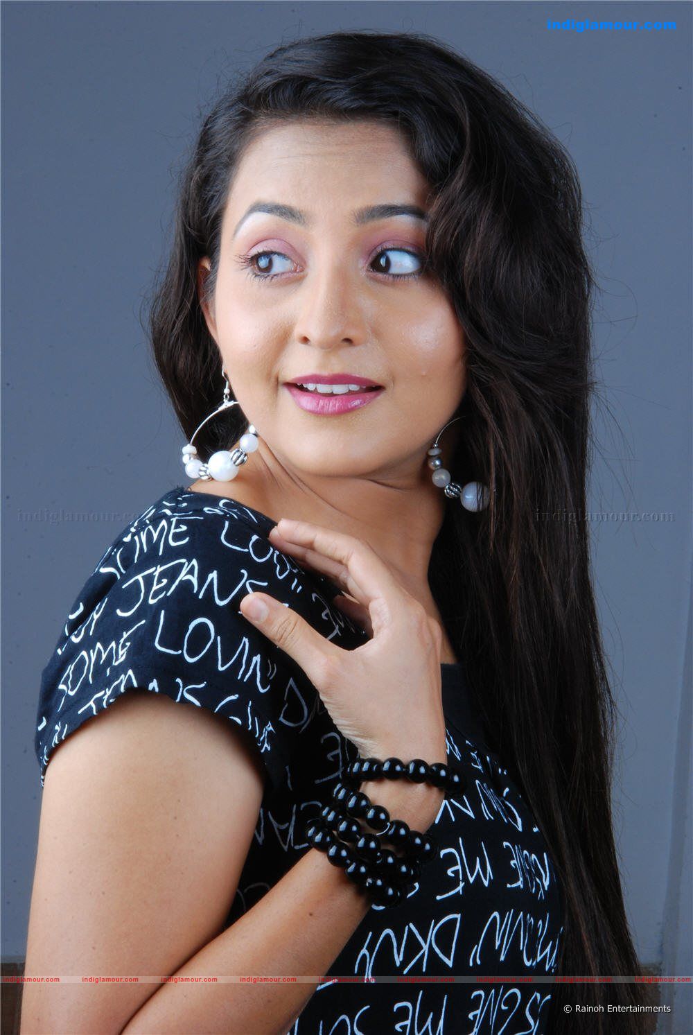 Bhama Actress hd photo