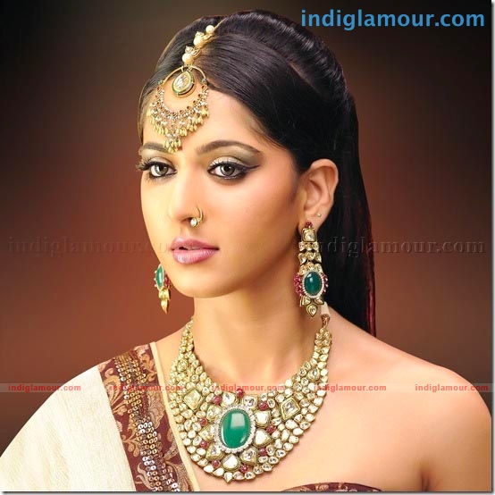 Anushka Actress hd photo
