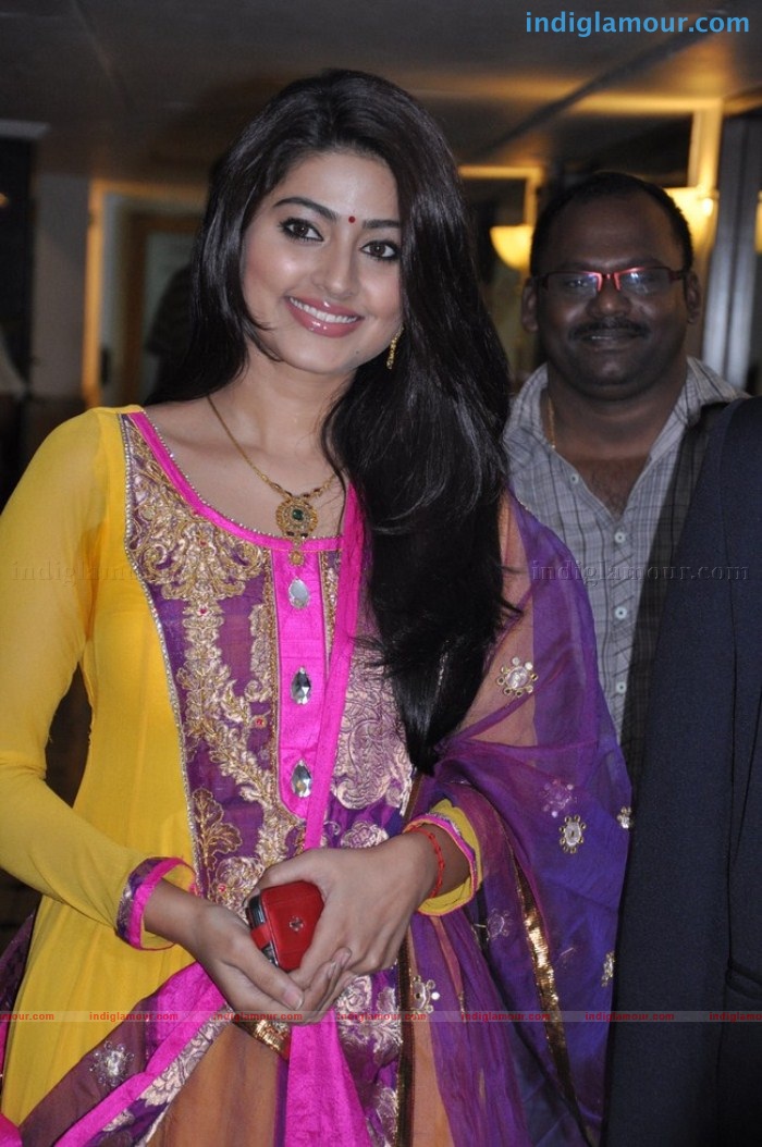 Sneha Actress hd photo