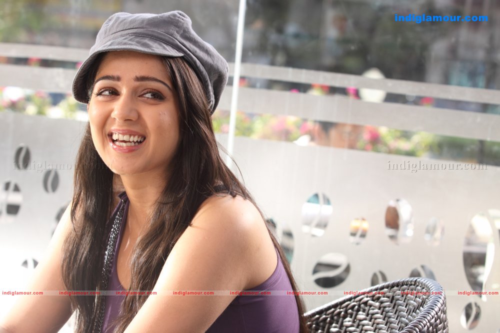 Charmi Actress hd photo