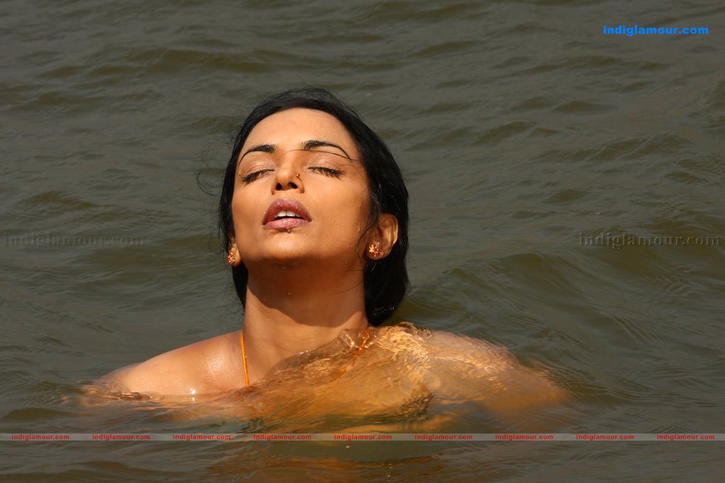 Shwetha Menon Actress hd photo