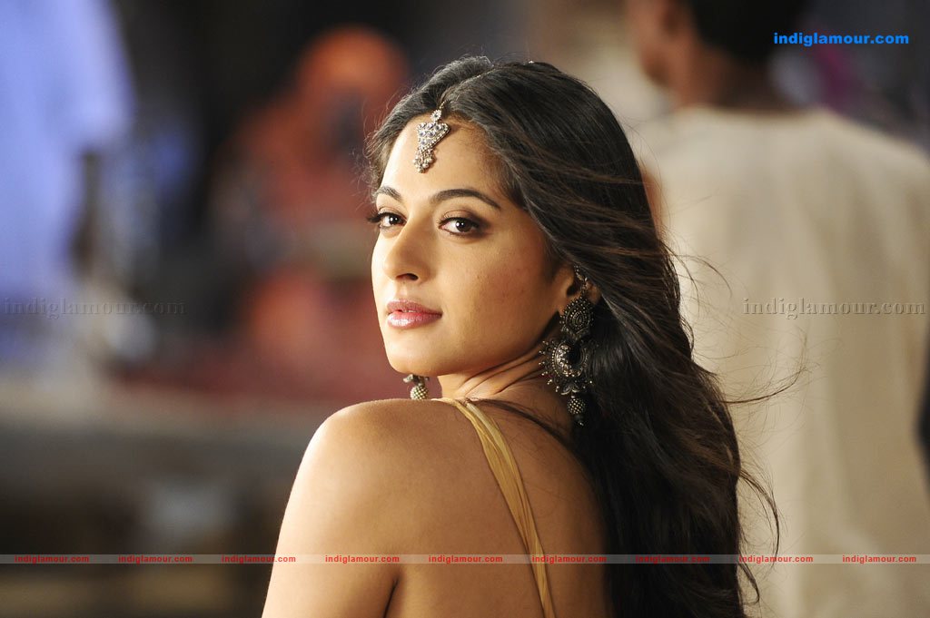 Anushka Actress hd photo