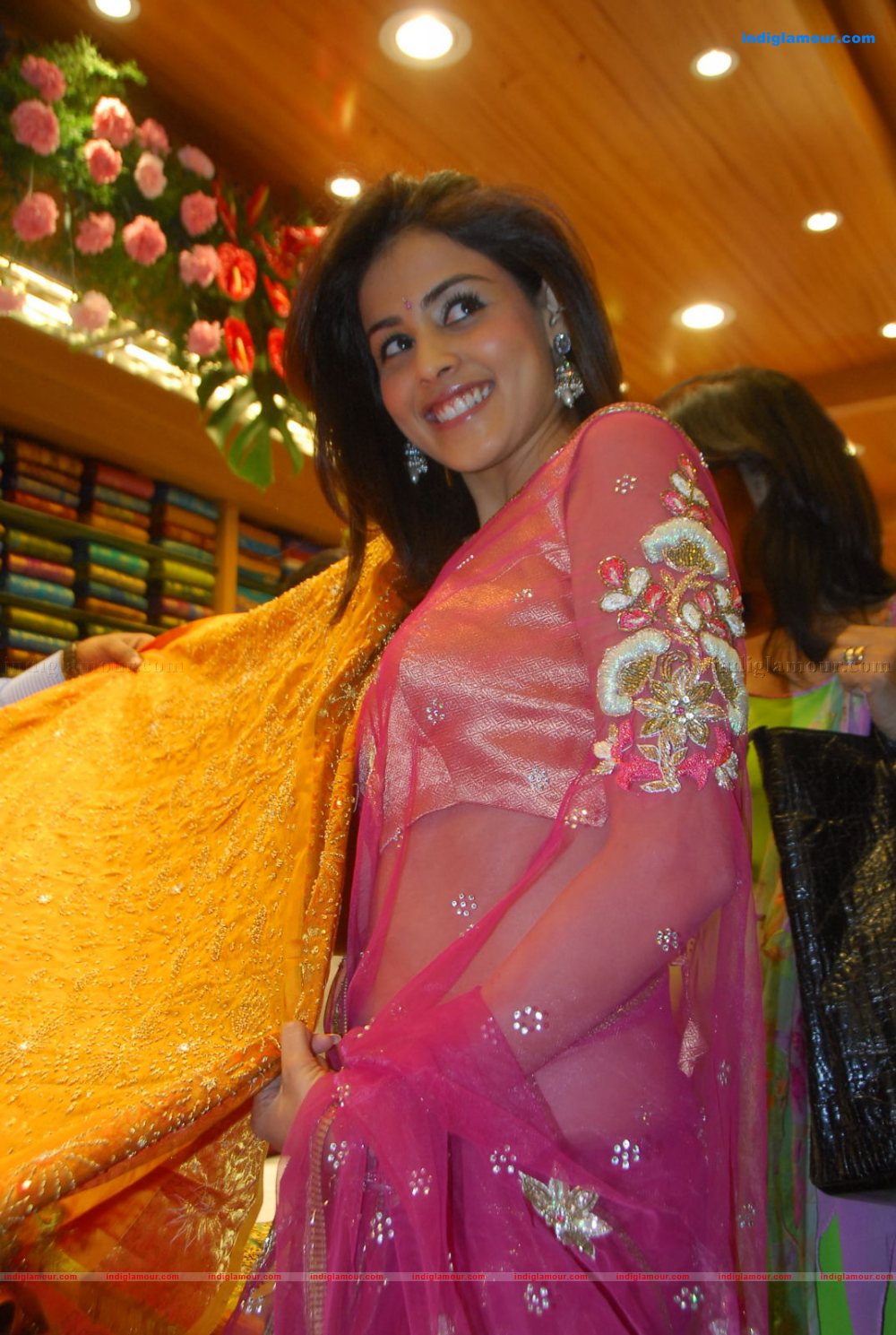 Genelia Actress hd photo
