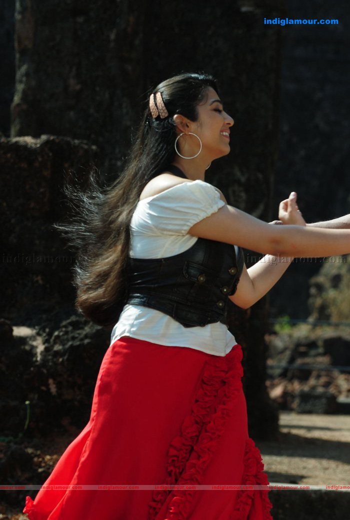 Charmi Actress hd photo