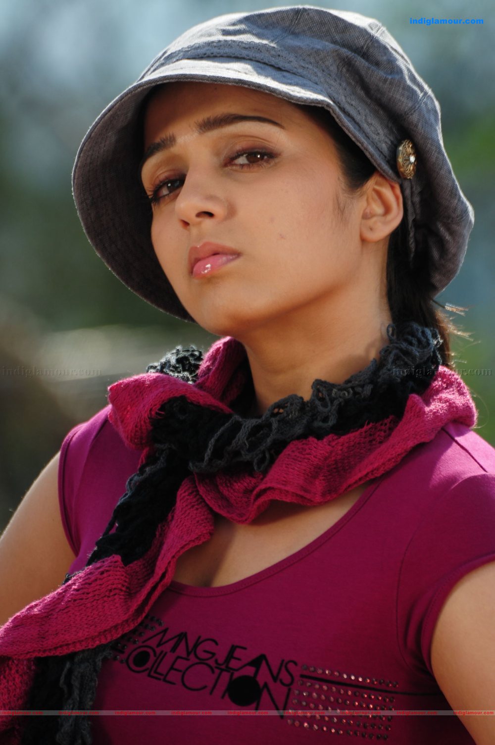 Charmi Actress hd photo