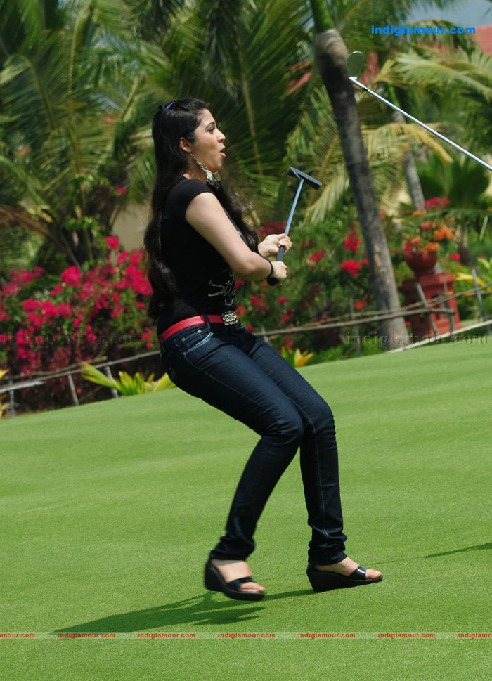 Charmi Actress hd photo