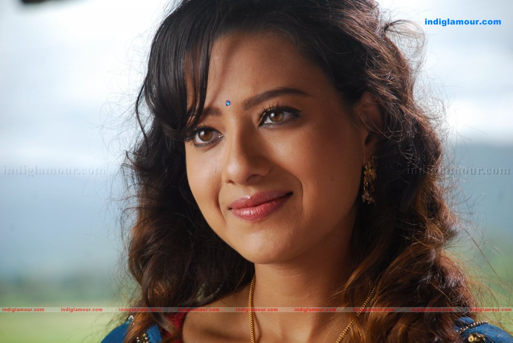 Madalasa Sharma Actress hd photo