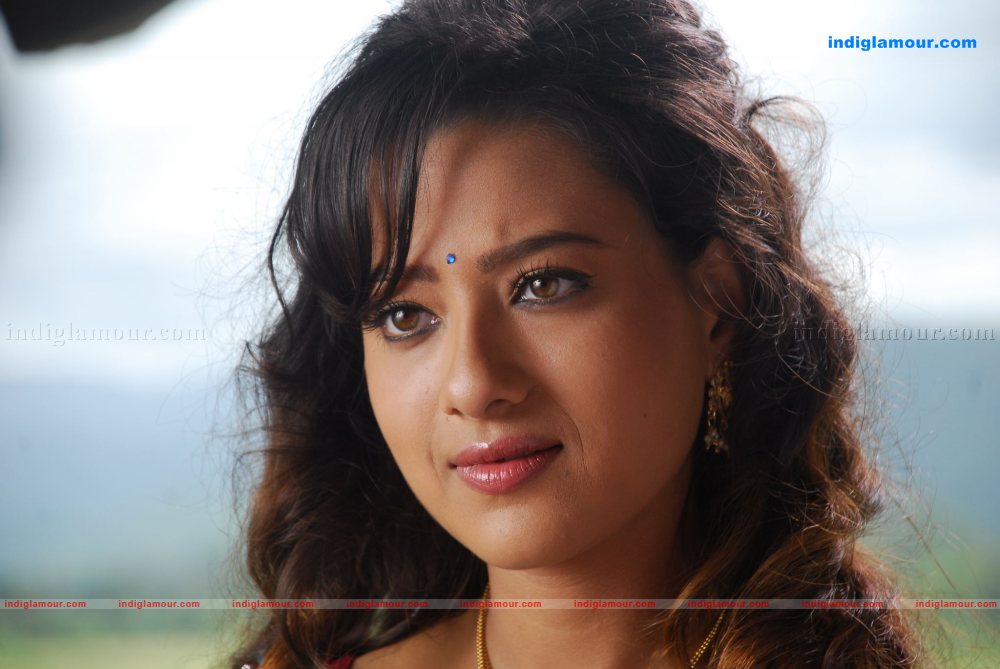 Madalasa Sharma Actress hd photo