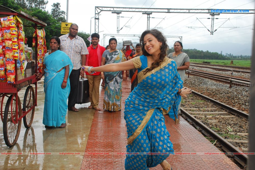 Madalasa Sharma Actress hd photo