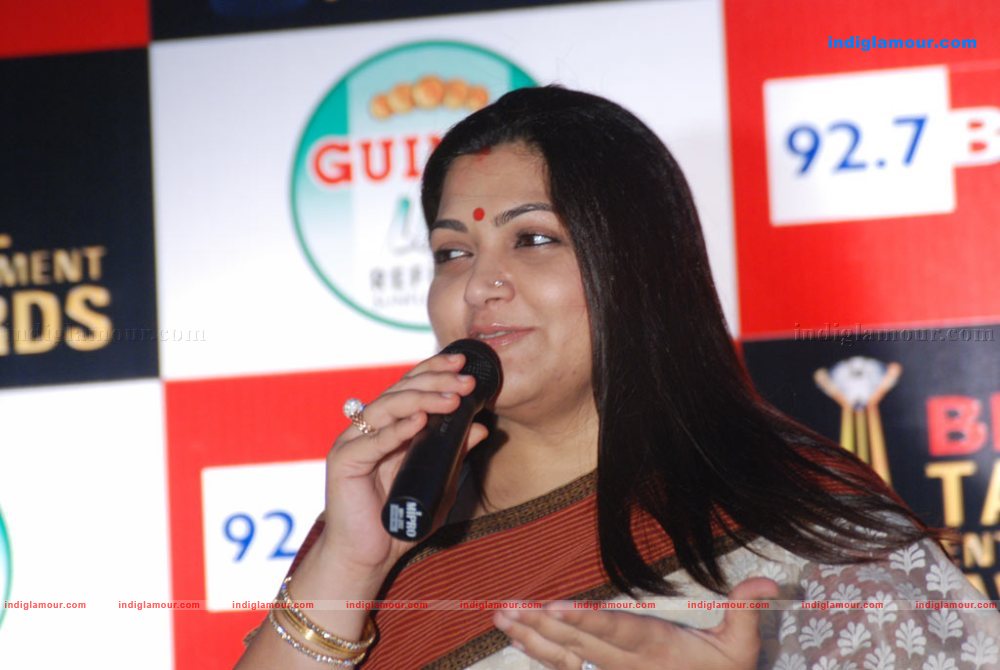 Kushboo Actress hd photo