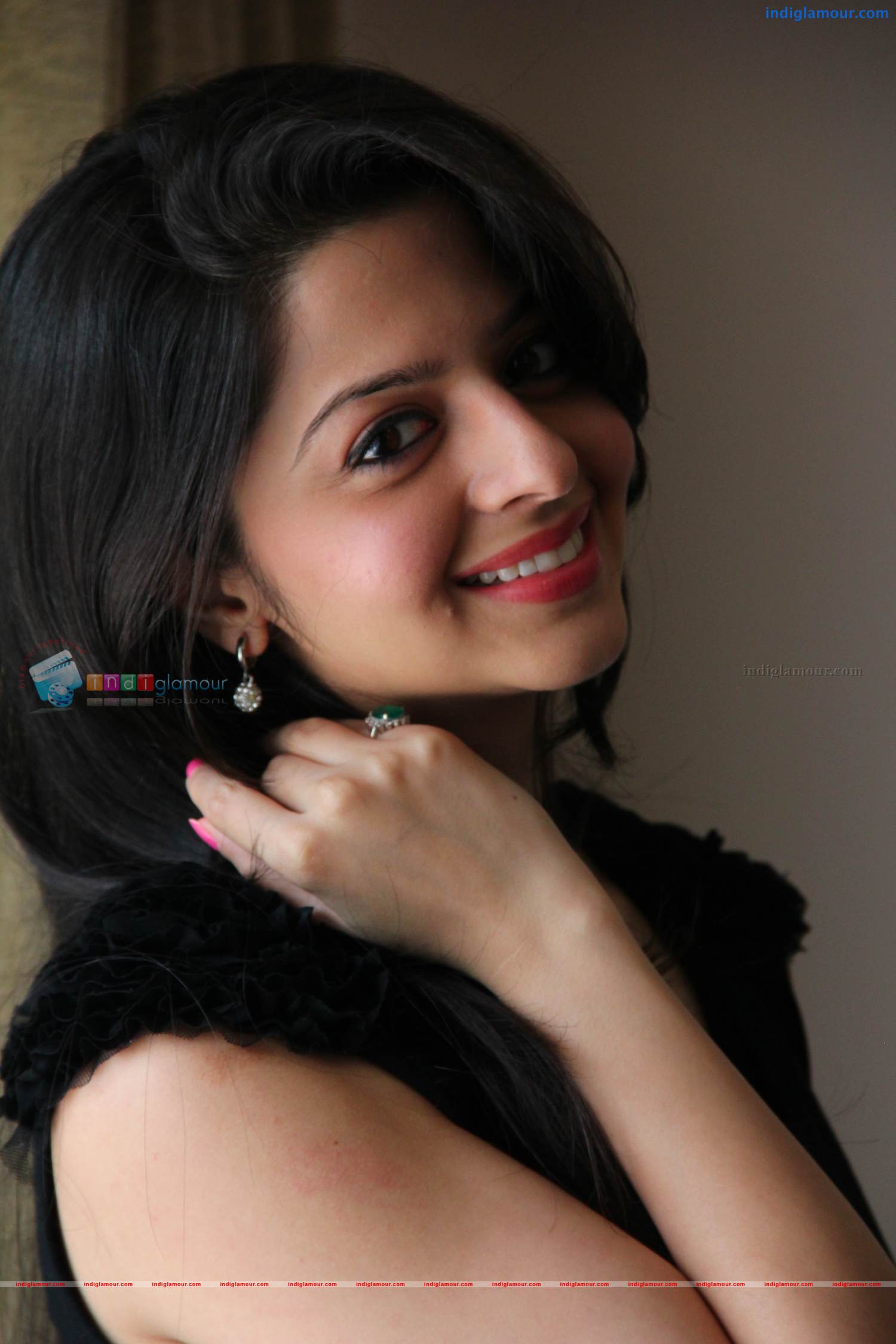 Vedhika Kumar Actress hd photo