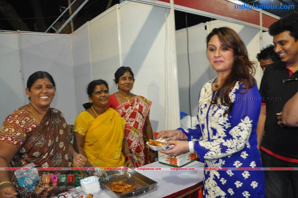 Sonia Agarwal Actress hd photo